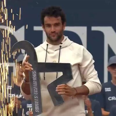 Tennis, Berrettini vince a Kitzbuhel il decimo titolo in carriera. Adesso in classifica Atp è numero 40