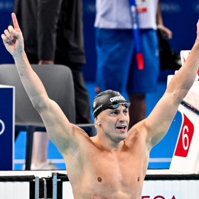 Strepitoso Nicolò Martinenghi: oro olimpico nei 100 rana