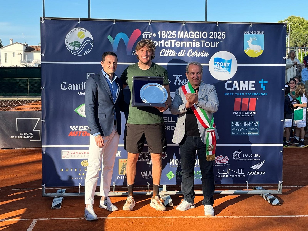 Tennis/Jacopo Berrettini doppio successo: dopo Cervia vince Cordoba