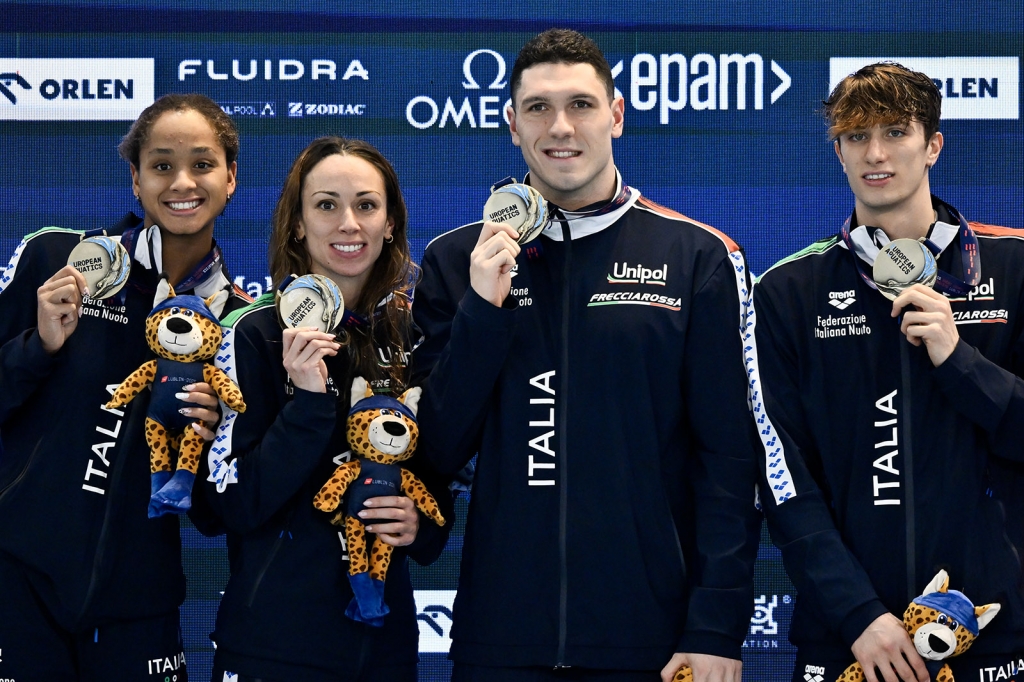 Nuoto, Silvia Di Pietro d'oro con la staffetta 4x50 mista mixed