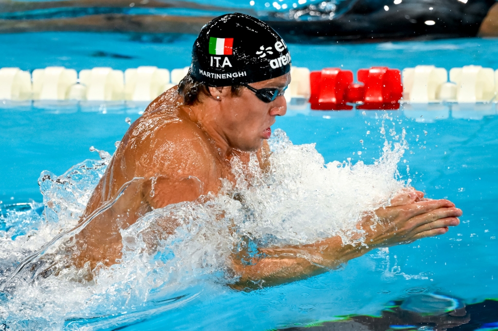 Nuoto: agli Europei Martinenghi oro nei 50 rana