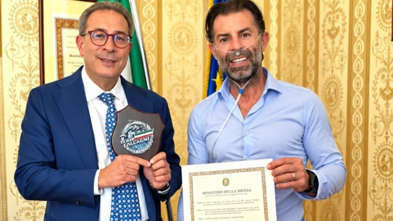 «Veterano delle missioni internazionali»: una medaglia a Carlo Calcagni
